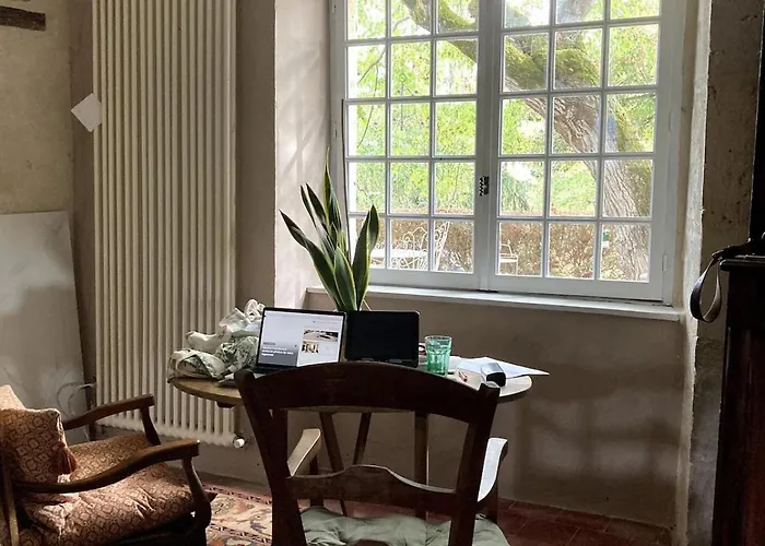 Charming Country With Fireplace